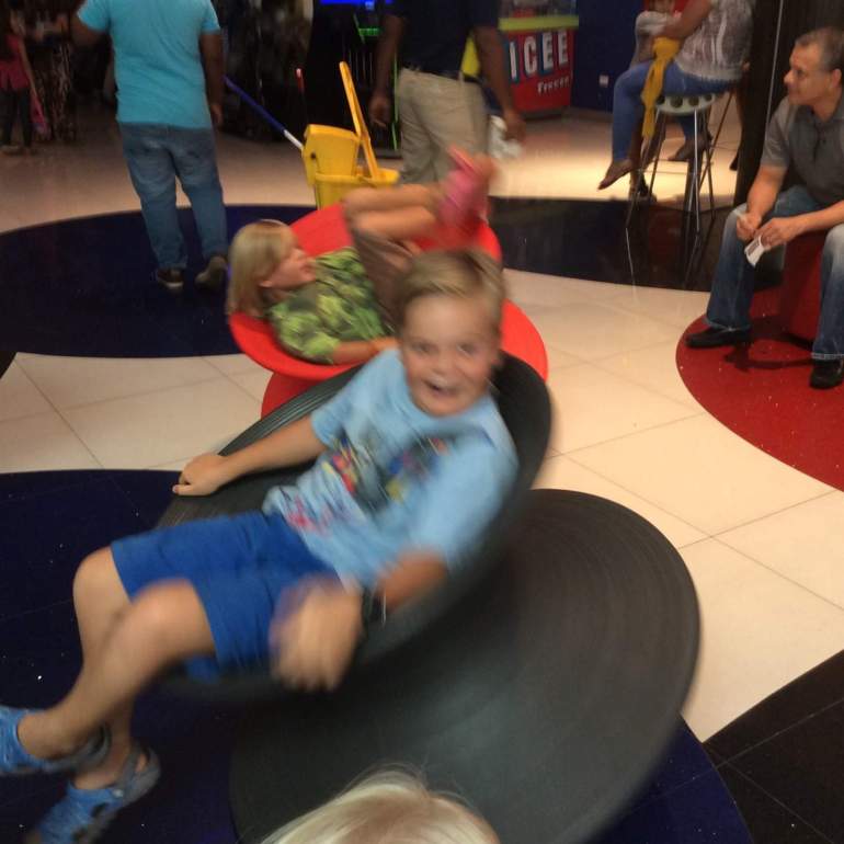 I'm spinning around!